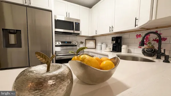 $299,900 | 5520 Aberdeen Drive, Mount Laurel, NJ 08054