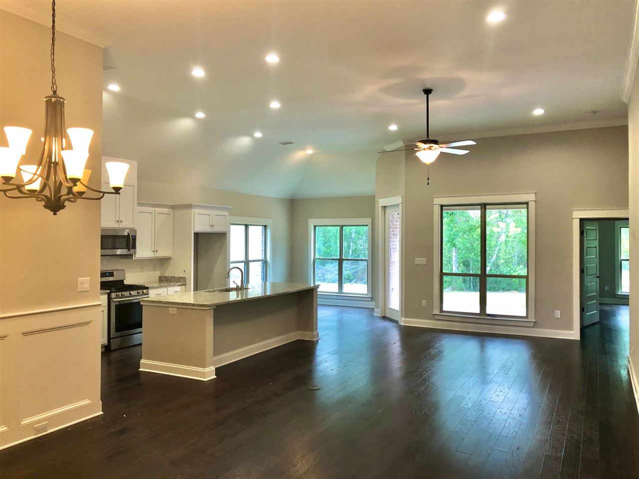 31761 Canopy Loop Daphne, AL 36527 - Photo 4 of 20