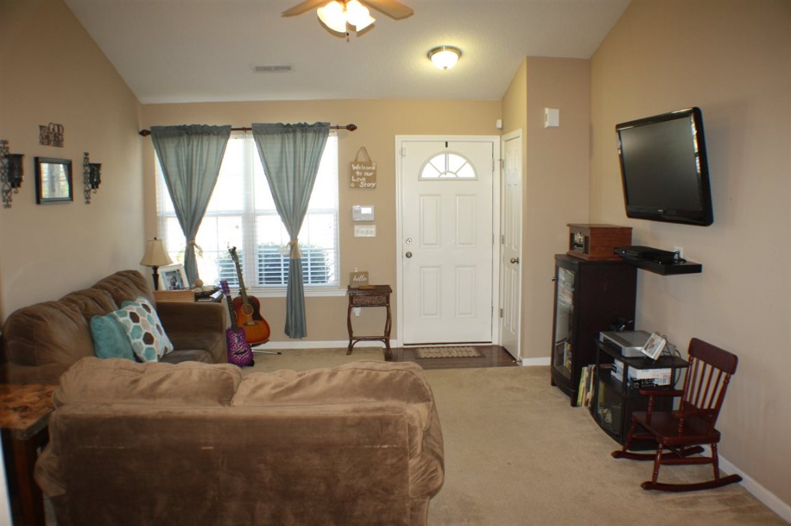 109 Duraleigh Road Anderson, SC 29621 - Photo 6 of 22