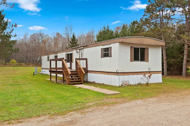 $90,000 | W4982 Harmon Road, Elton, WI 54430