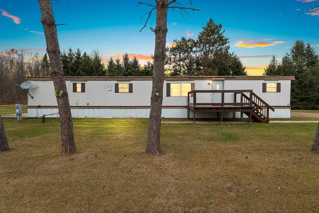 $90,000 | W4982 Harmon Road, Elton, WI 54430