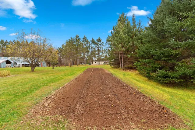 $90,000 | W4982 Harmon Road, Elton, WI 54430
