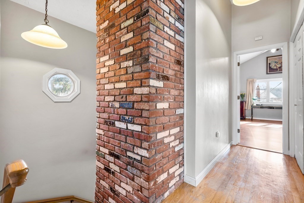 5 Cedar Street Marblehead, MA 01945 - Photo 20 of 36