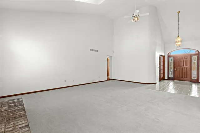 $575,000 | 2126 Kennedy Drive, Rochester Hills, MI 48309