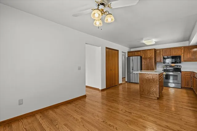 $575,000 | 2126 Kennedy Drive, Rochester Hills, MI 48309