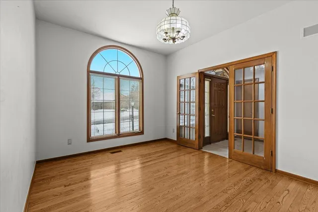 $575,000 | 2126 Kennedy Drive, Rochester Hills, MI 48309