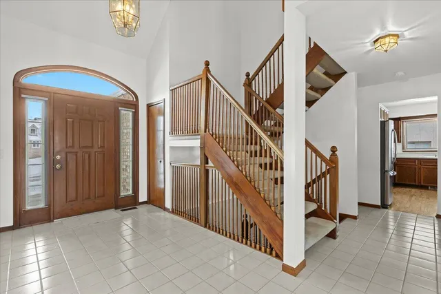 $575,000 | 2126 Kennedy Drive, Rochester Hills, MI 48309