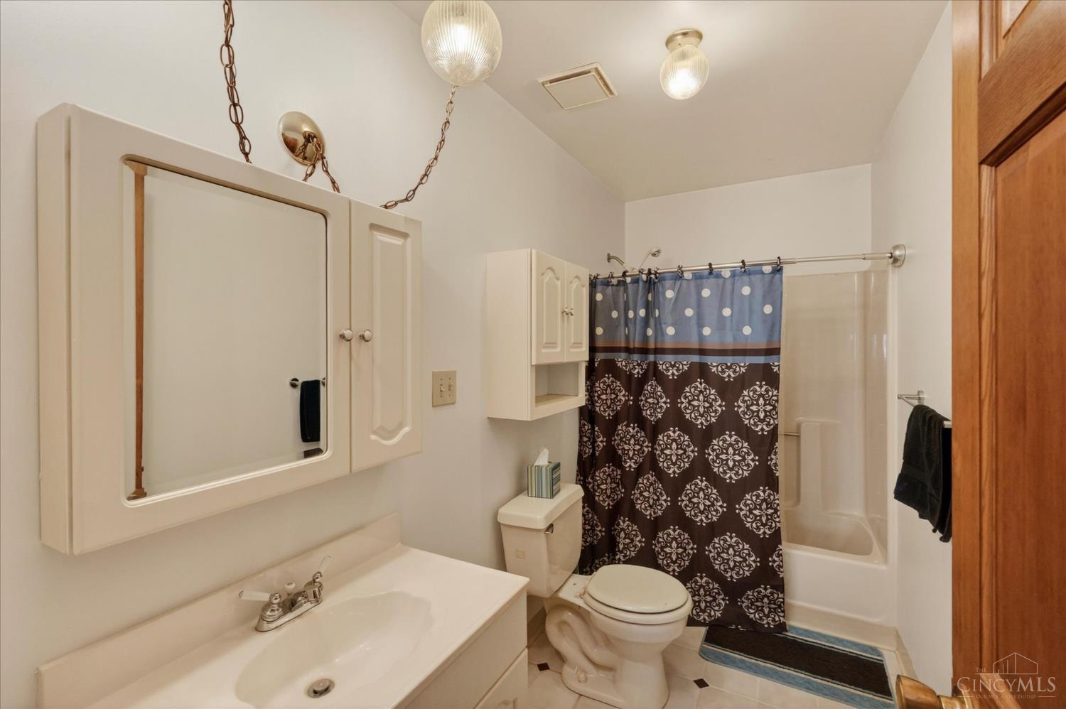 2622 Moore Road Bethel, OH 45106 - Photo 26 of 40