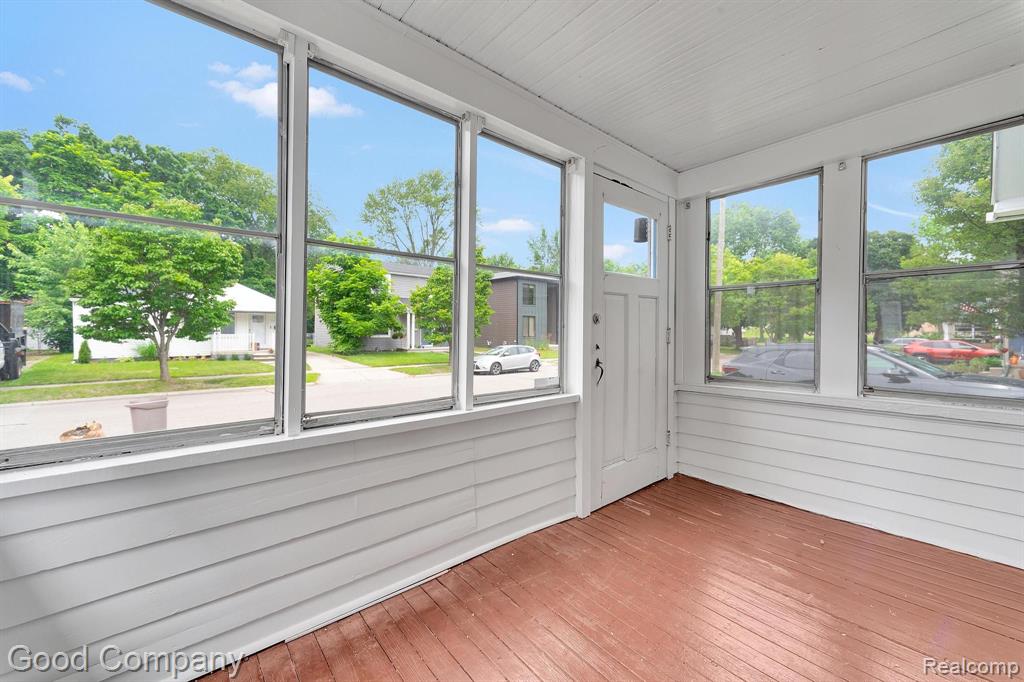 2104 Romeo Street Ferndale, MI 48220 - Photo 4 of 26