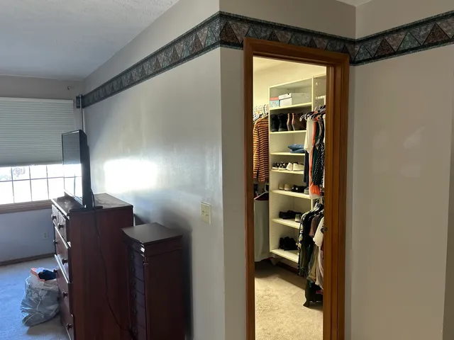 $319,900 | 3 Harvest Court, Bloomington, IL 61704