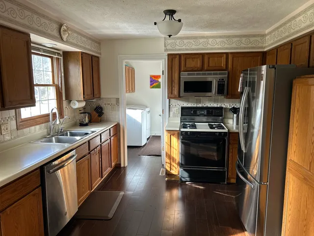 $319,900 | 3 Harvest Court, Bloomington, IL 61704