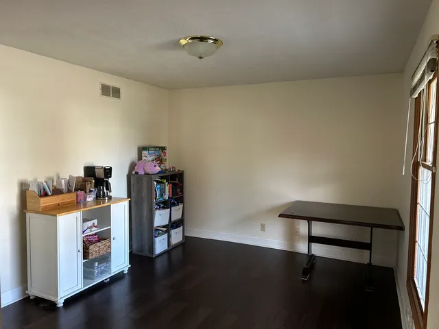 $319,900 | 3 Harvest Court, Bloomington, IL 61704