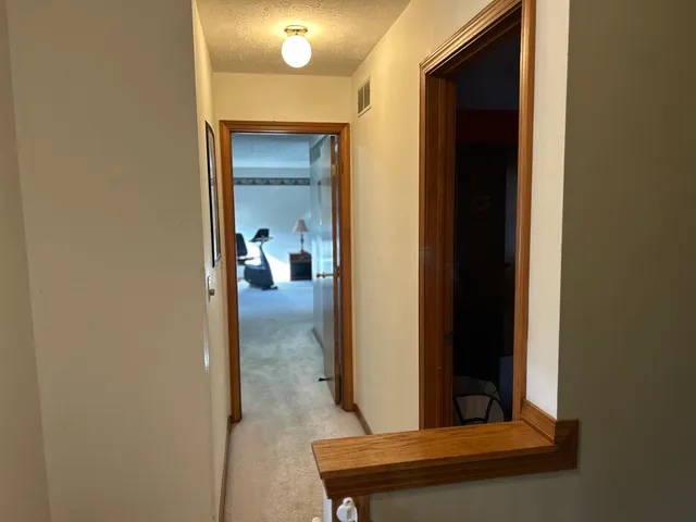 $319,900 | 3 Harvest Court, Bloomington, IL 61704