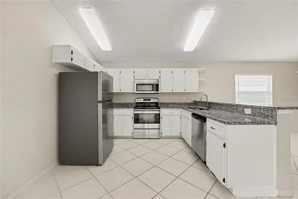 $269,900 | 204 Kingshill Court Southeast, Winter Haven, FL 33884