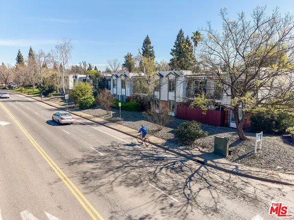 $2,875,000 | 931 West East Avenue, Chico, CA 95926