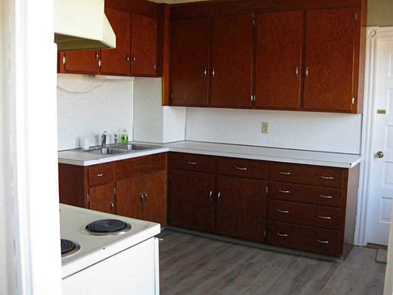 1044 Main Street Coventry, RI 02816 - Photo 3 of 12 Kitchen.