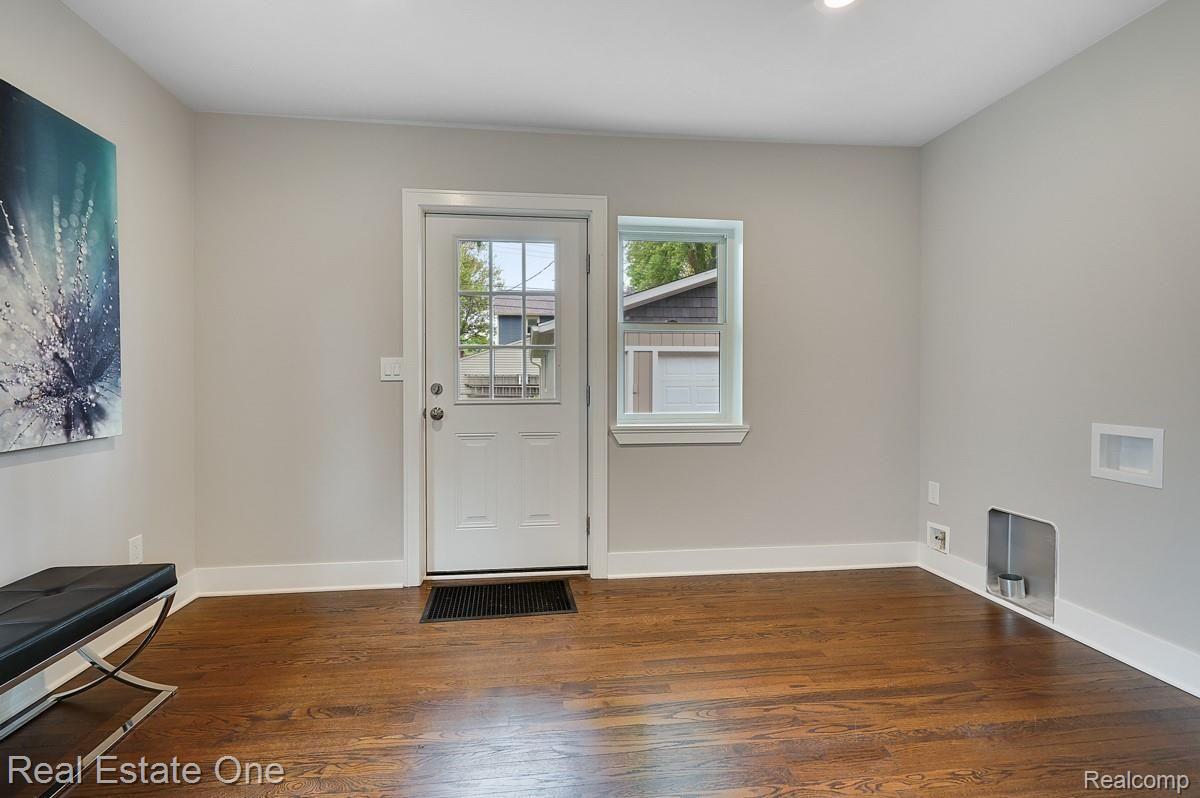 149 Linwood Avenue Rochester, MI 48307 - Photo 17 of 47 Mud Room/Laundry Room that leads to large Deck and has lots of storage layout options