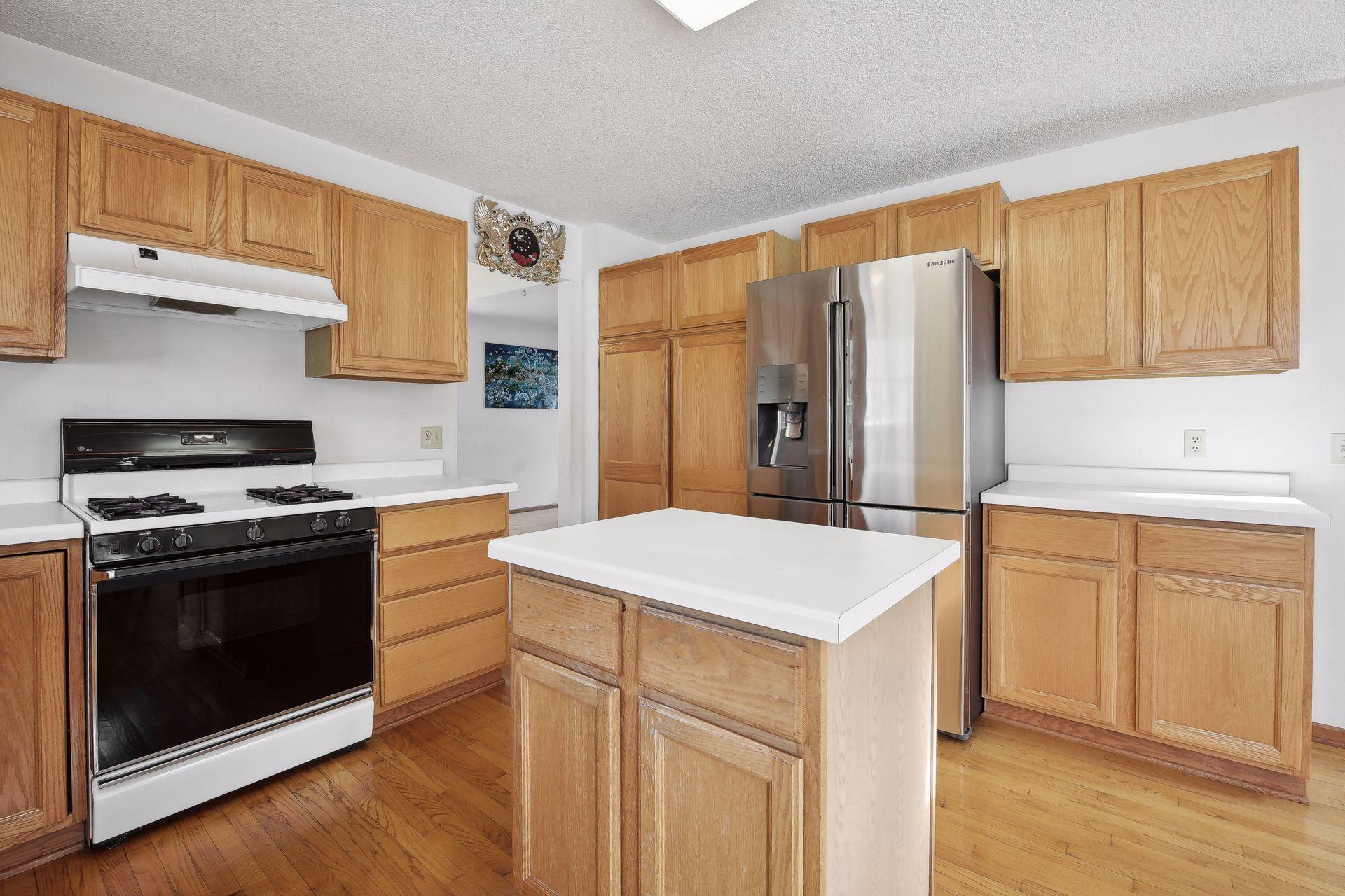 17112 Rogers Road Eden Prairie, MN 55347 - Photo 12 of 41