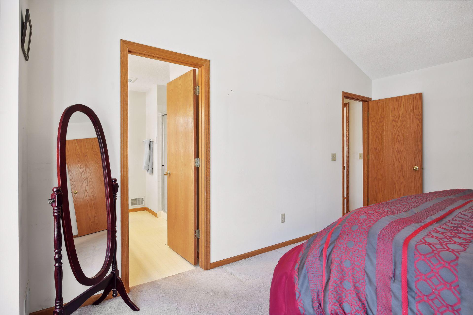 17112 Rogers Road Eden Prairie, MN 55347 - Photo 23 of 41