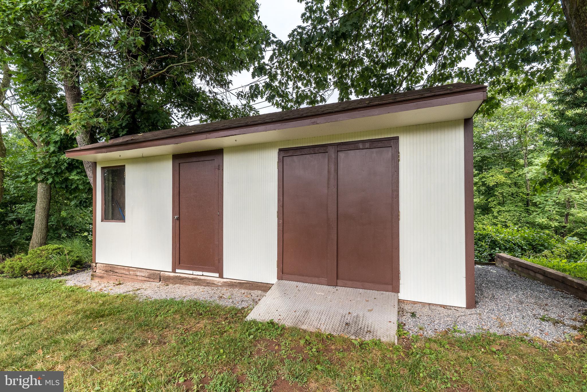 4704 Alisan Road Reading, PA 19606 - Photo 60 of 64 Gallery Image 60
