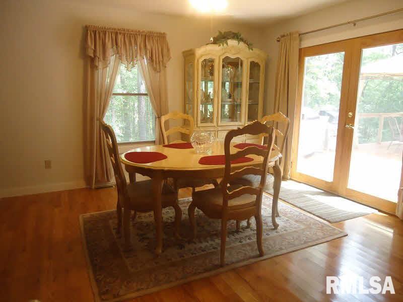 1115 Sally Holler Road Harrisburg, IL 62946 - Photo 10 of 43 Gallery Image 10