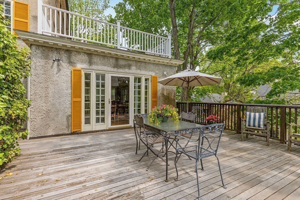 22 Kennard Road Brookline, MA 02445 - Photo 18 of 23