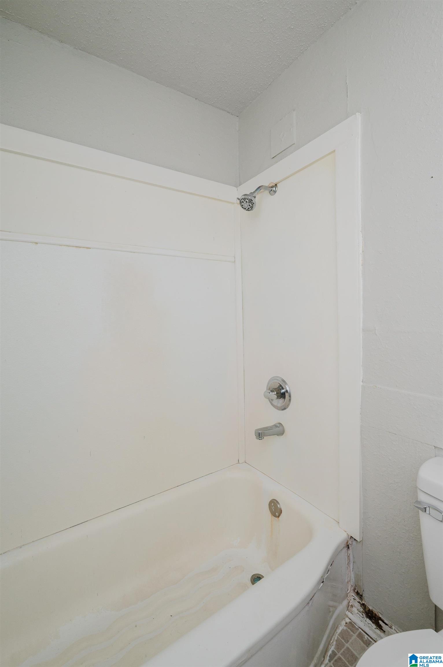1257 16th Place Southwest Birmingham, AL 35211 - Photo 6 of 7