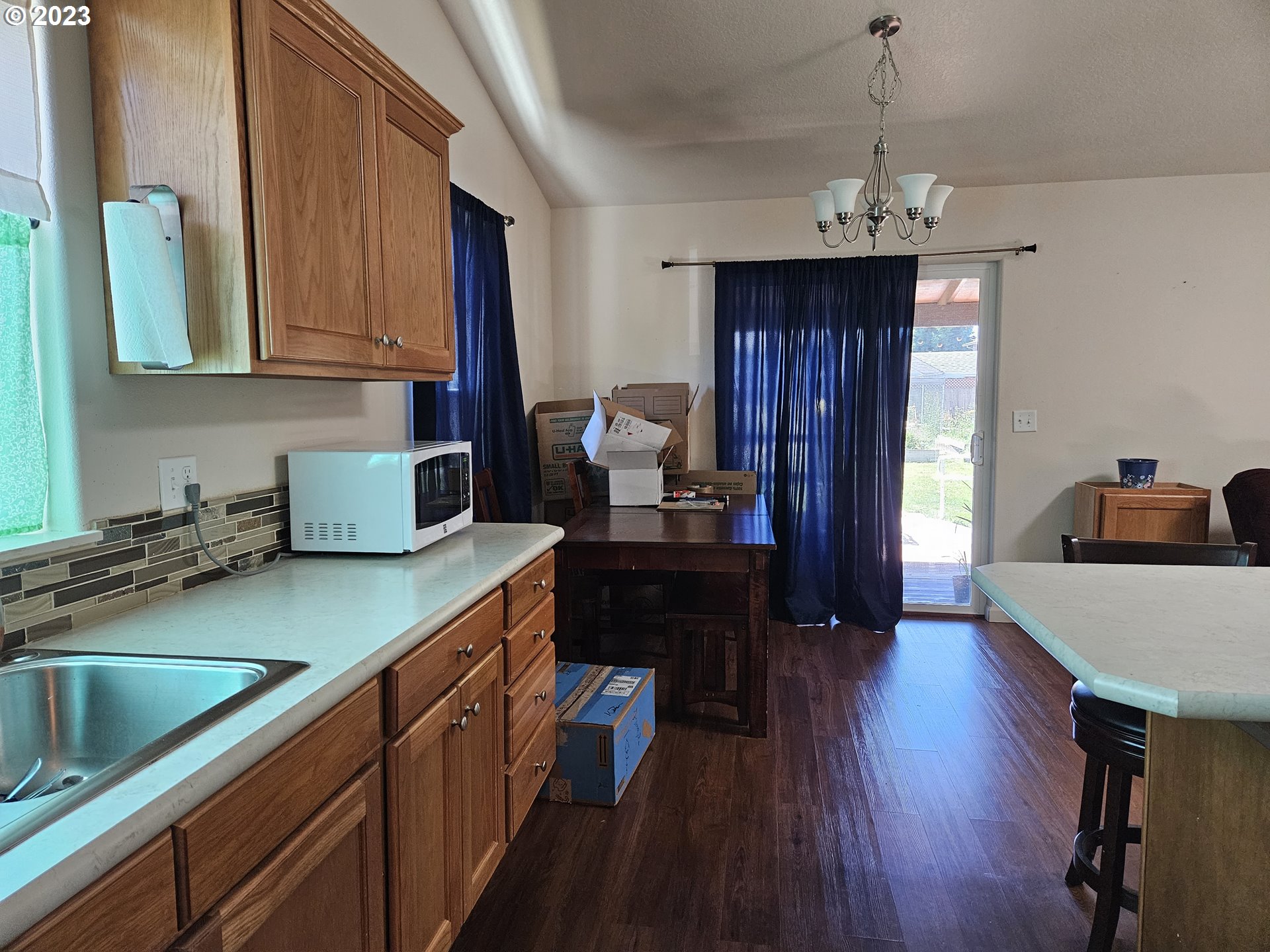 1353 S Street Springfield, OR 97477 - Photo 8 of 13