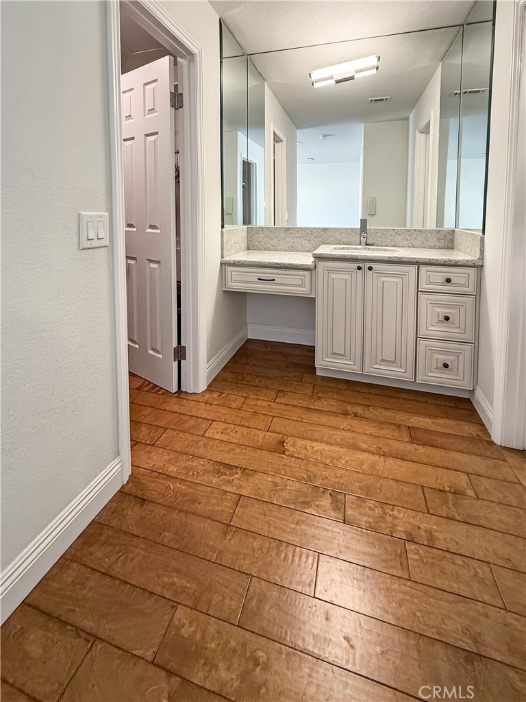 19169 Index Street Porter Ranch, CA 91326 - Photo 8 of 18 Gallery Image 8