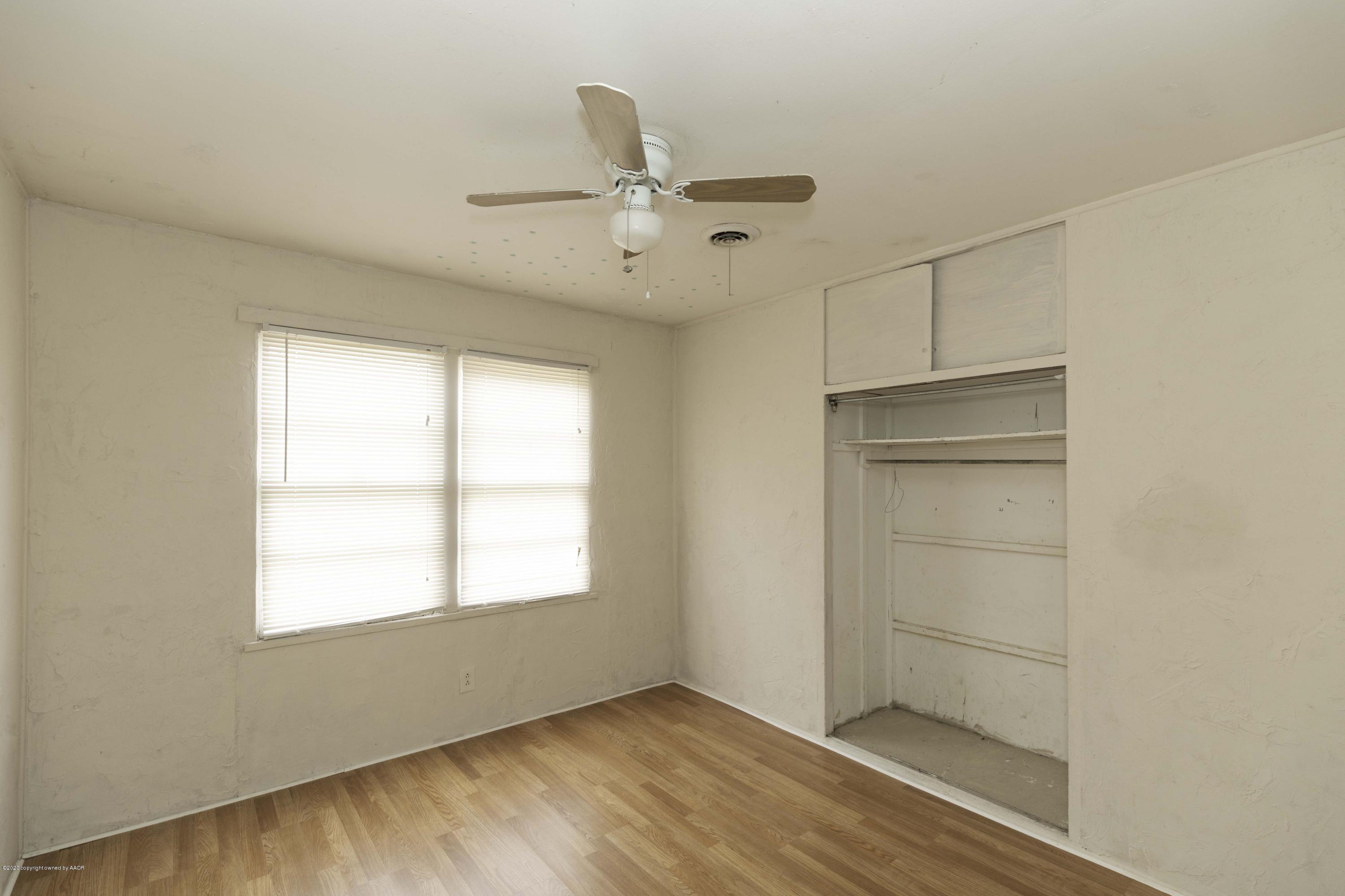 5003 Bowie Street Amarillo, TX 79110 - Photo 18 of 25 BEDROOM 3 VIEW 1