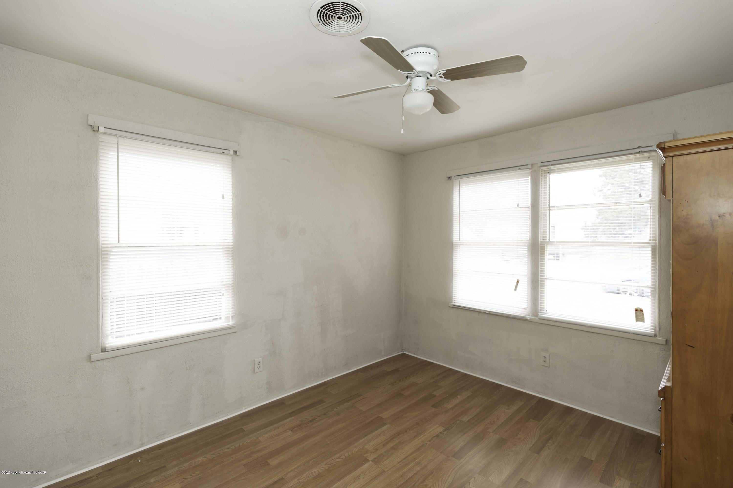 5003 Bowie Street Amarillo, TX 79110 - Photo 9 of 25 BEDROOM 1 VIEW 1