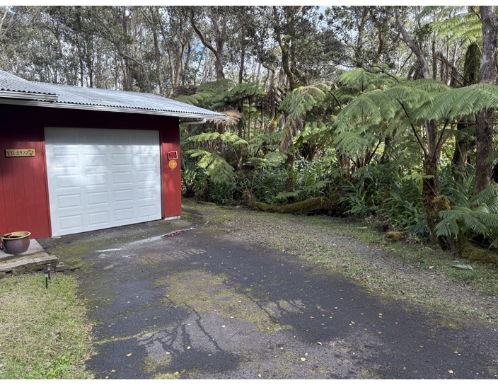 11-3972 Lanihuli Road Volcano, HI 96785 - Photo 5 of 21 a view of outdoor space and yard