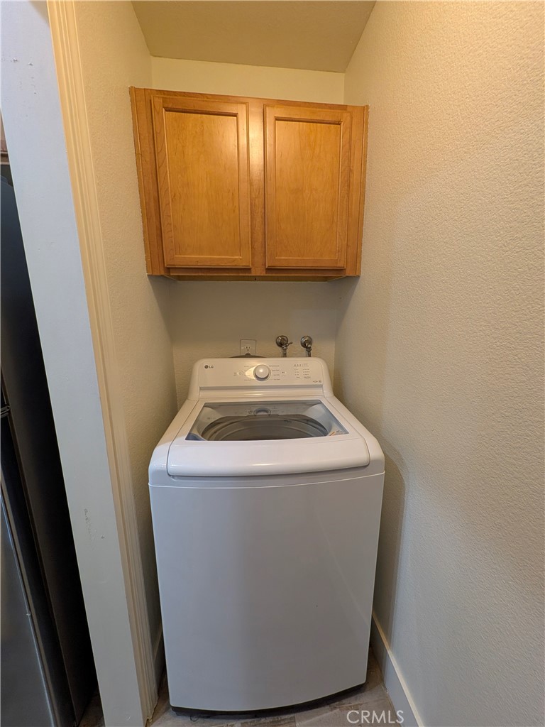 375 Central, Unit 19 Riverside, CA 92507 - Photo 10 of 21 Full size washer