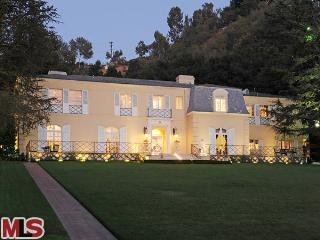 9550 Heather Road Beverly Hills, CA 90210 - Photo 1 of 1