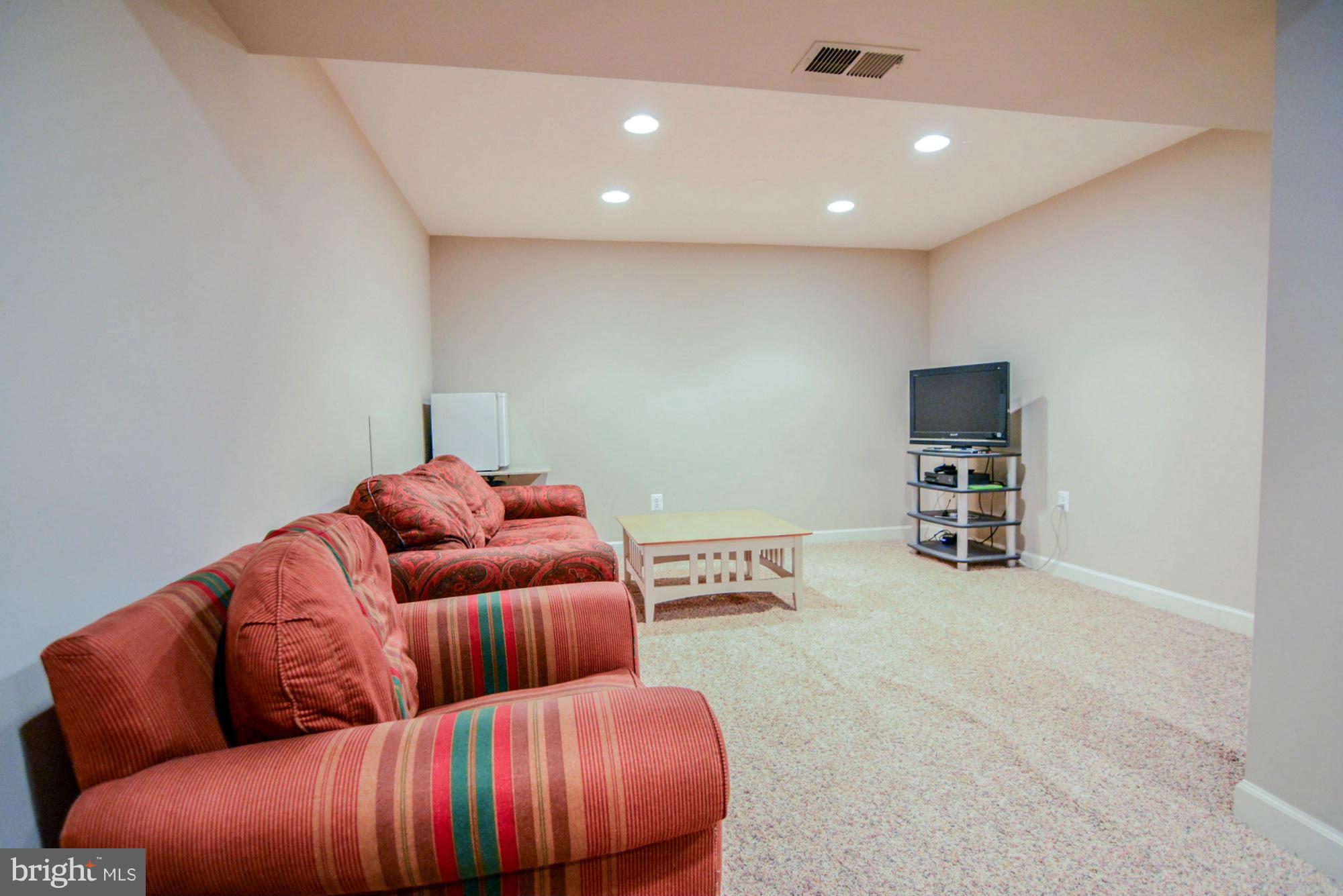 1945 East Beech Road Sterling, VA 20164 - Photo 21 of 30 Basement