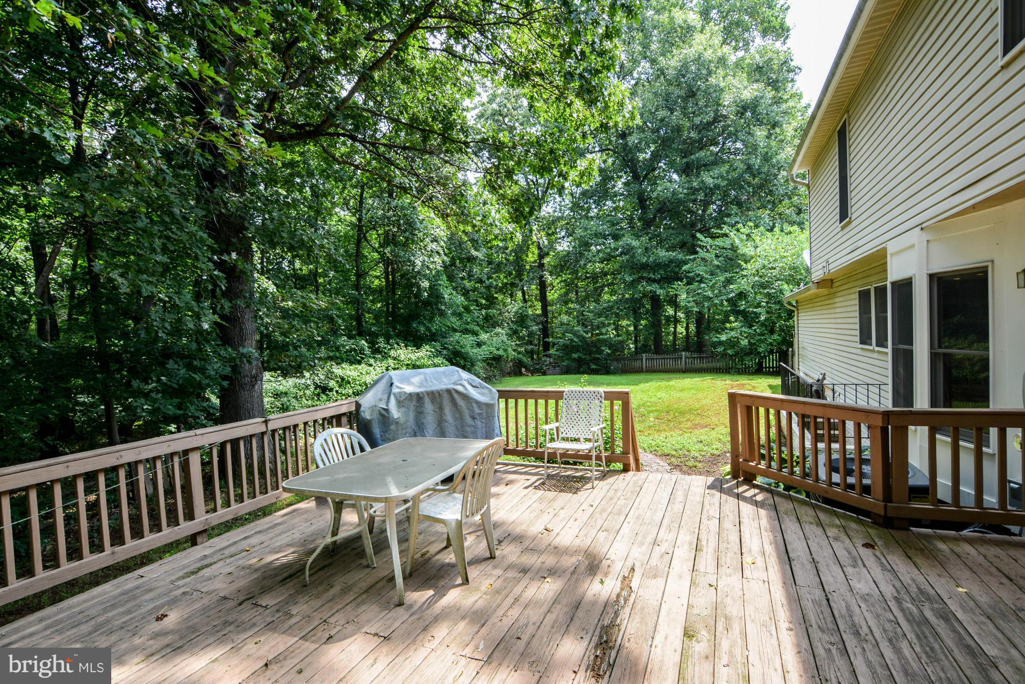 1945 East Beech Road Sterling, VA 20164 - Photo 26 of 30 Exterior (Rear)