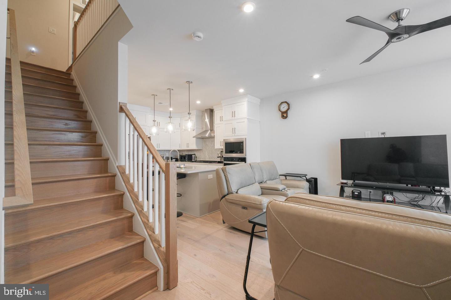 43509 Old Ryan Road Ashburn, VA 20148 - Photo 13 of 37