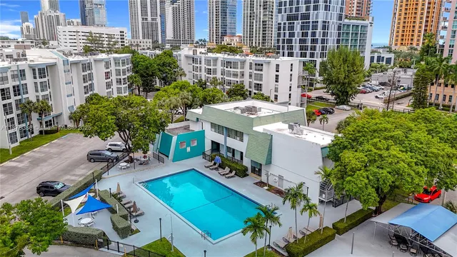 $1,850 | 17620 Atlantic Boulevard, Unit 505, Sunny Isles Beach, FL 33160