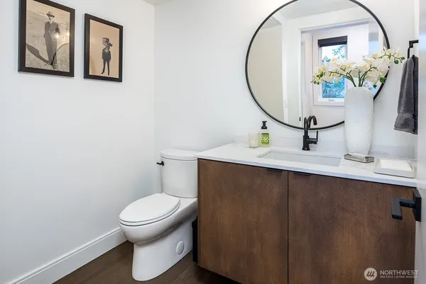 $8,900 | 125 100th Avenue Northeast, Unit 155, Bellevue, WA 98004