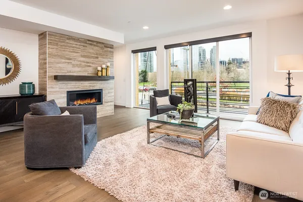 $8,900 | 125 100th Avenue Northeast, Unit 155, Bellevue, WA 98004