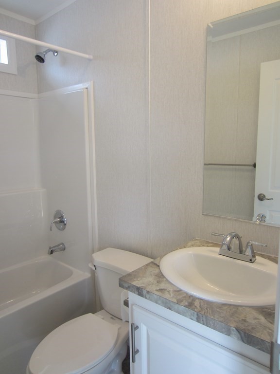32 Buchanan Road West Roxbury, MA 02132 - Photo 11 of 14 Gallery Image 11