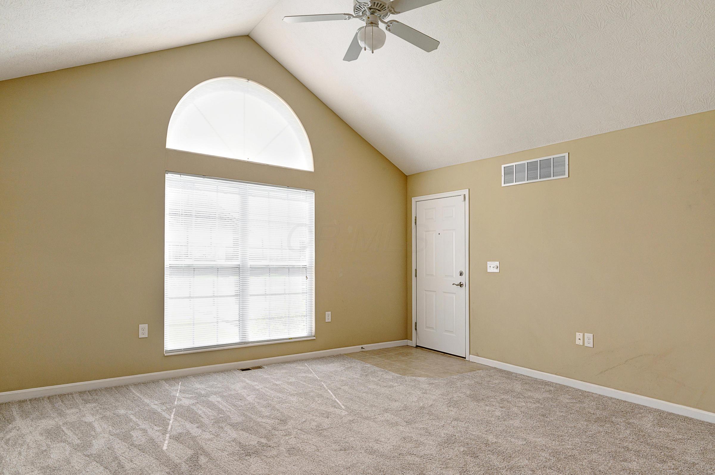 5666 Silver Frost Road Westerville, OH 43081 - Photo 4 of 34