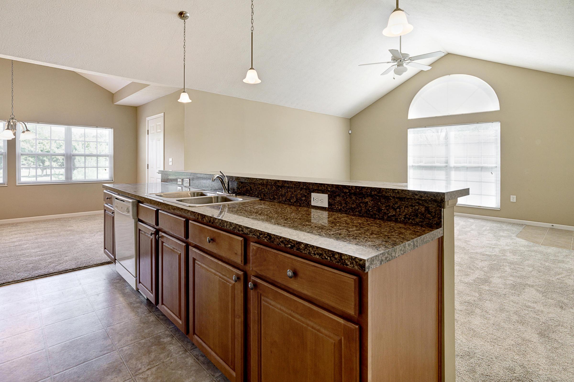 5666 Silver Frost Road Westerville, OH 43081 - Photo 10 of 34