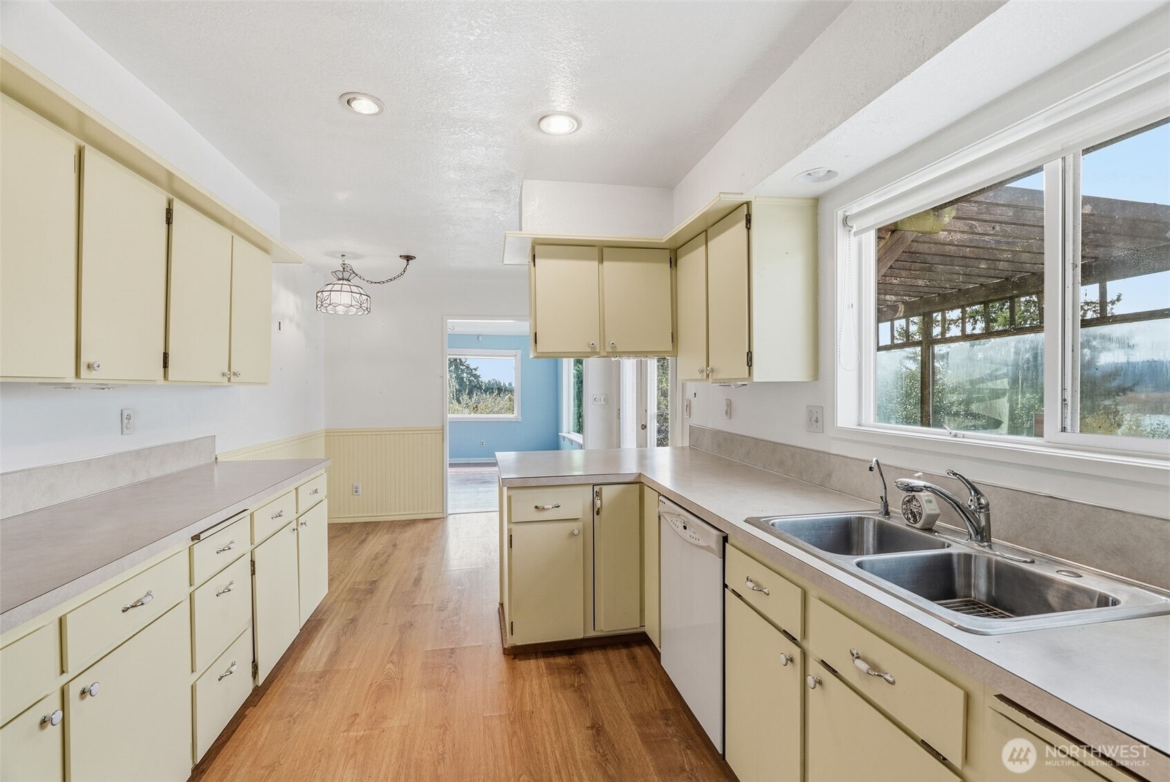 319 North 3rd Street Kalama, WA 98625 - Photo 13 of 39