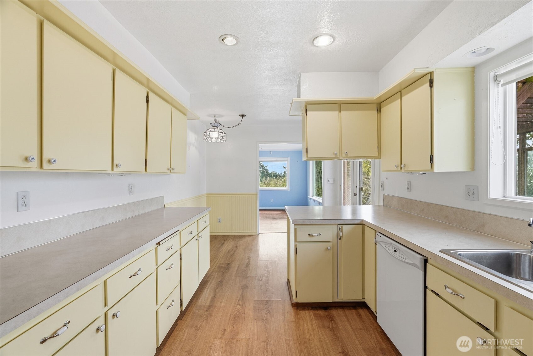 319 North 3rd Street Kalama, WA 98625 - Photo 14 of 39