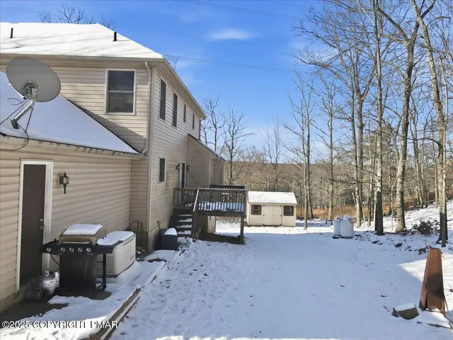 $343,900 | 106 Ashley Court, Bushkill, PA 18324
