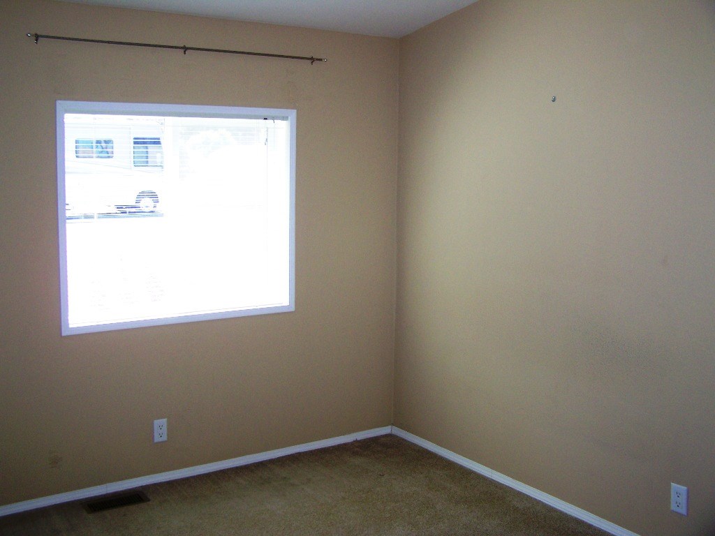 509 South Howe Road, Unit 2 Spokane, WA 99212 - Photo 11 of 12