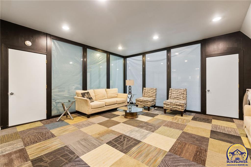 3627 Rd D Allen, KS 66833 - Photo 14 of 55