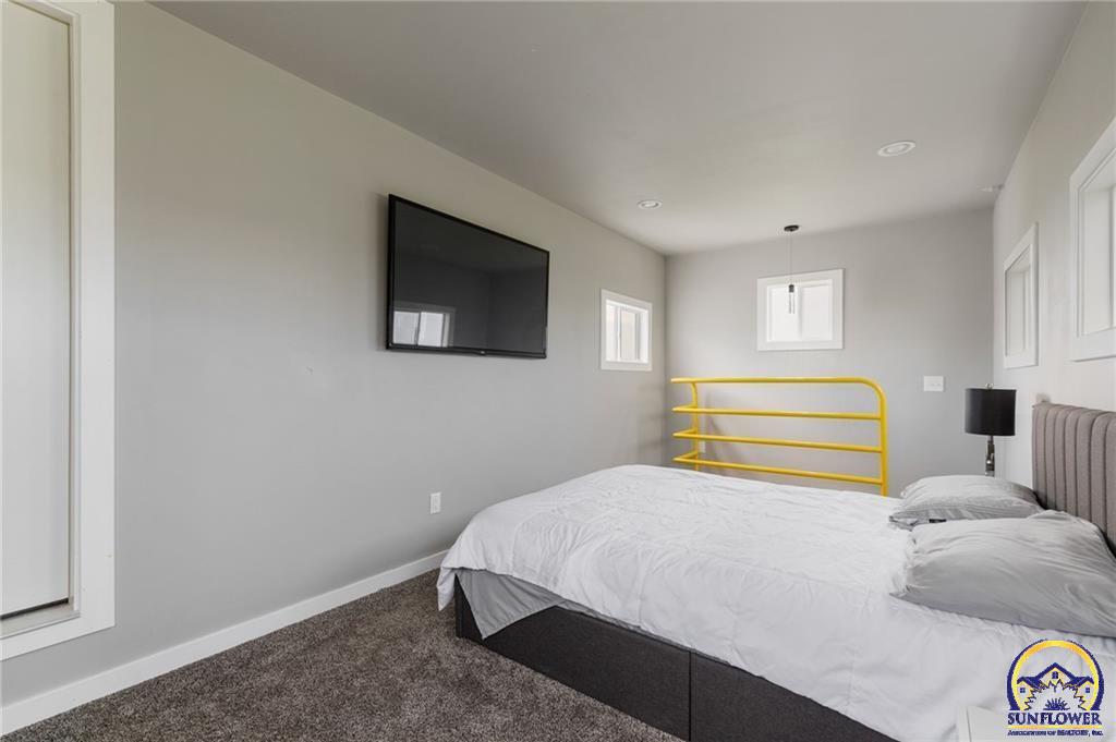 3627 Rd D Allen, KS 66833 - Photo 25 of 55