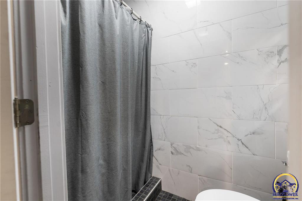 3627 Rd D Allen, KS 66833 - Photo 26 of 55